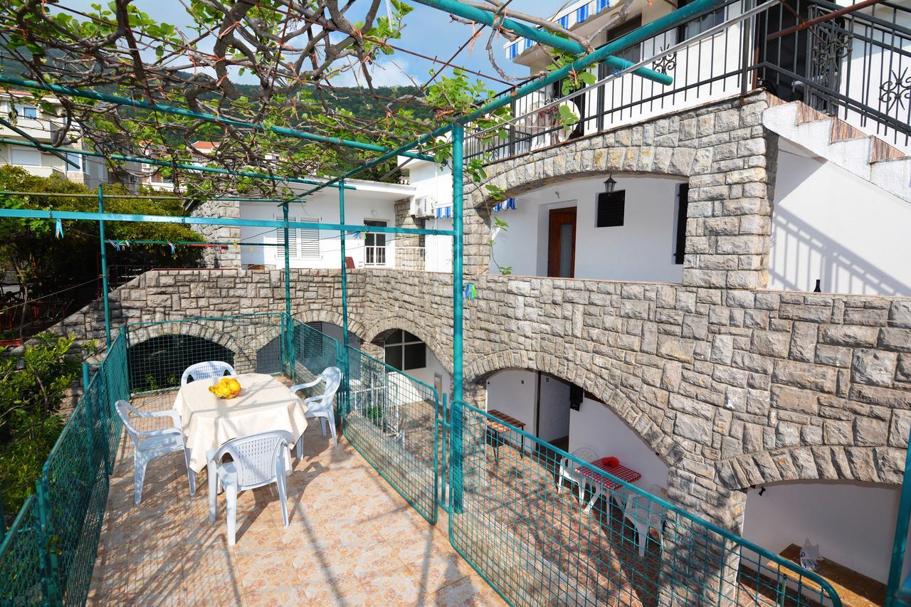 Apartments Jovana Petrovac na moru Exterior foto
